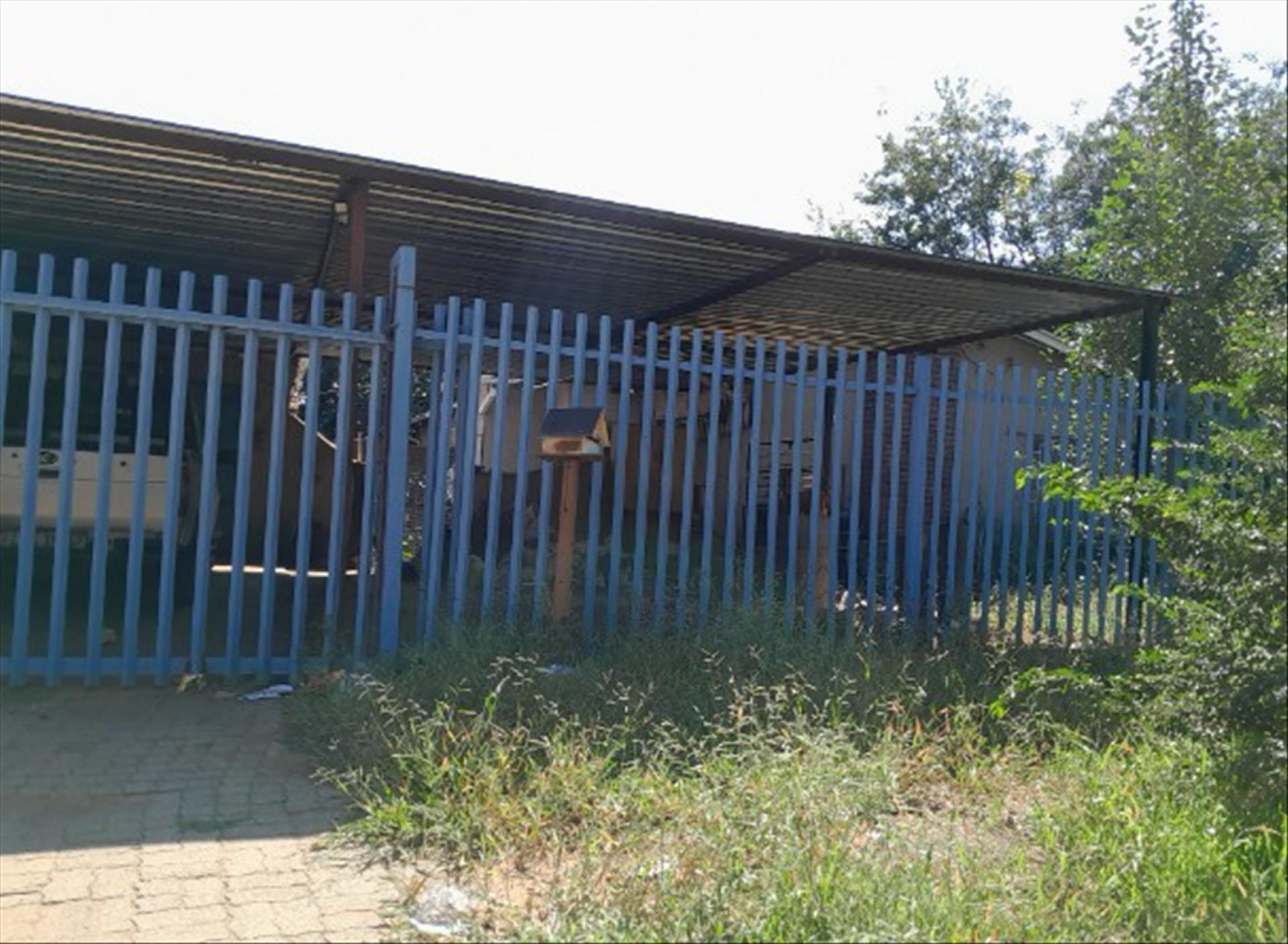 Front View of property in Vanderbijlpark
