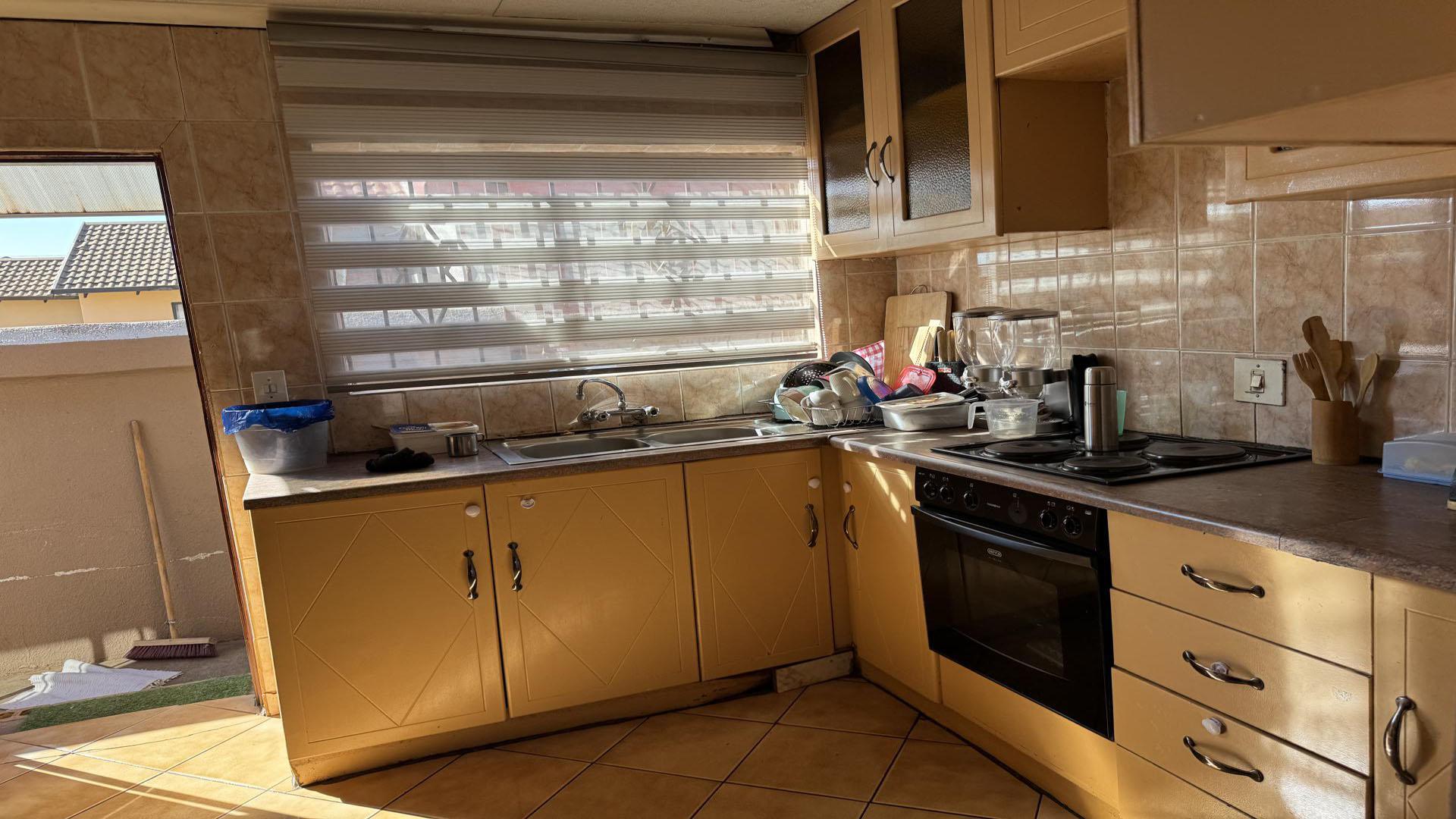 Kitchen of property in Protea Glen