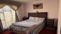Bed Room 2 of property in Protea Glen