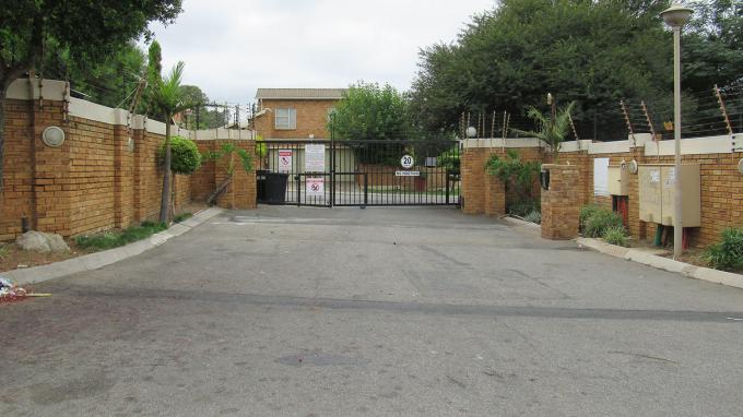 2 Bedroom Sectional Title for Sale For Sale in Honey Park - Home Sell - MR619499