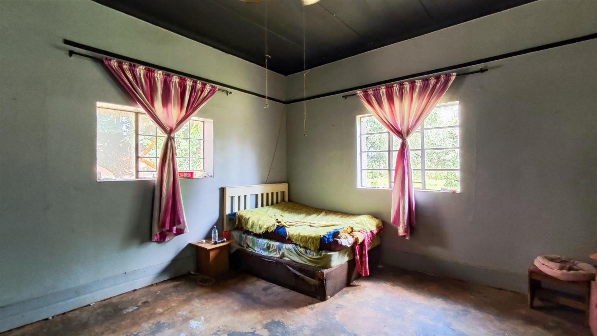 Bed Room 2 - 28 square meters of property in Heidelberg - GP