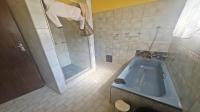 Main Bathroom - 9 square meters of property in Heidelberg - GP