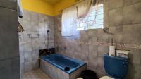 Main Bathroom - 9 square meters of property in Heidelberg - GP