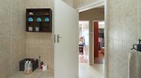 Bathroom 1 - 8 square meters of property in Blairgowrie