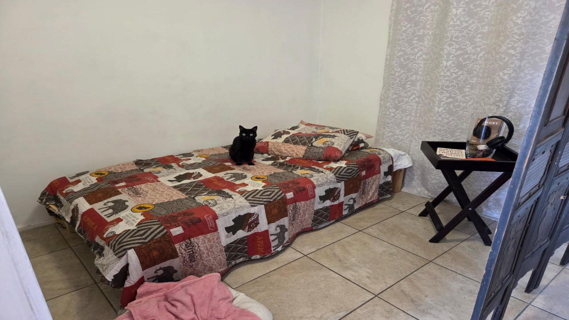 Bed Room 1 of property in Blouberg Sands