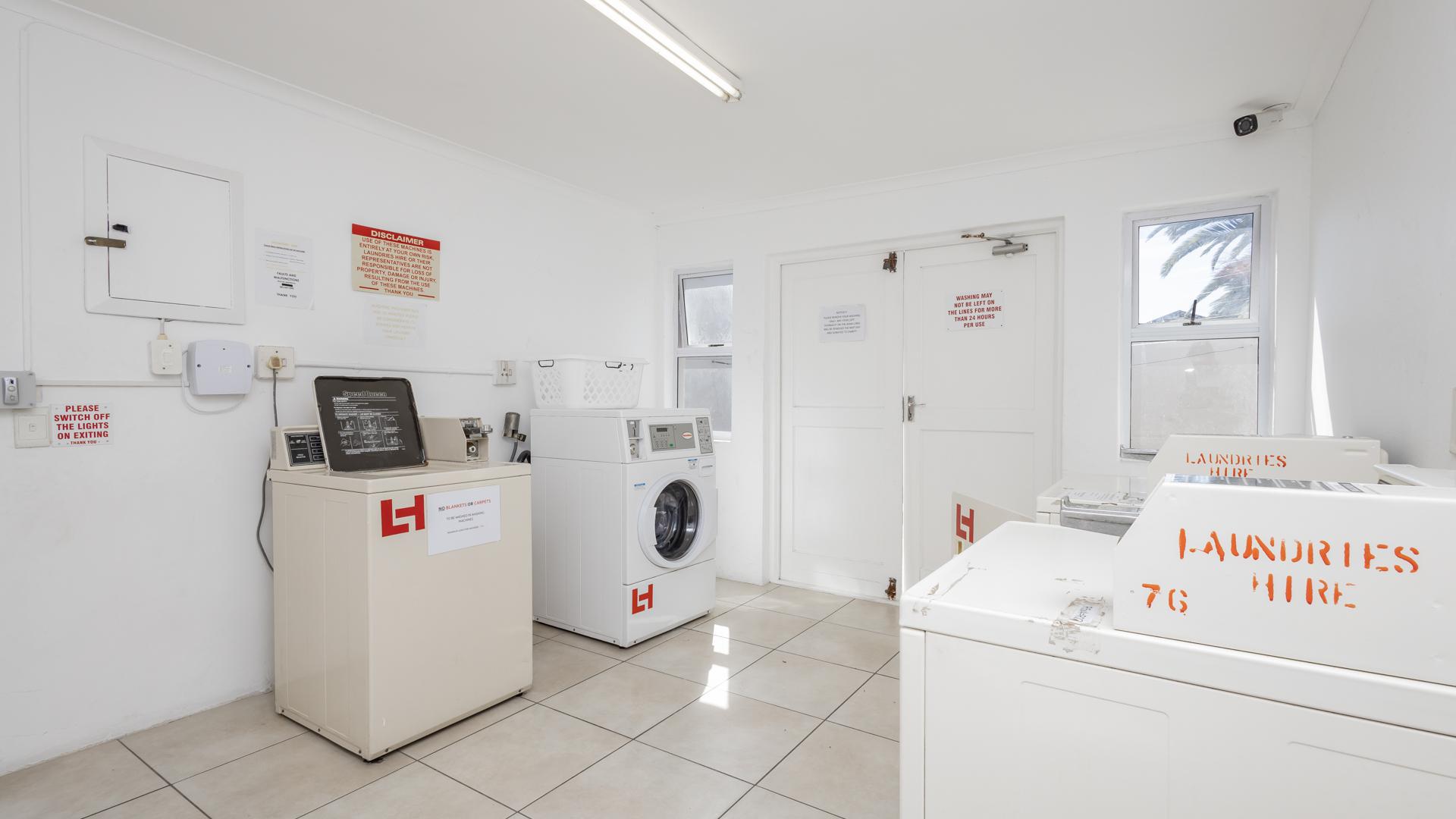 Laundry Room  of property in Blouberg Sands