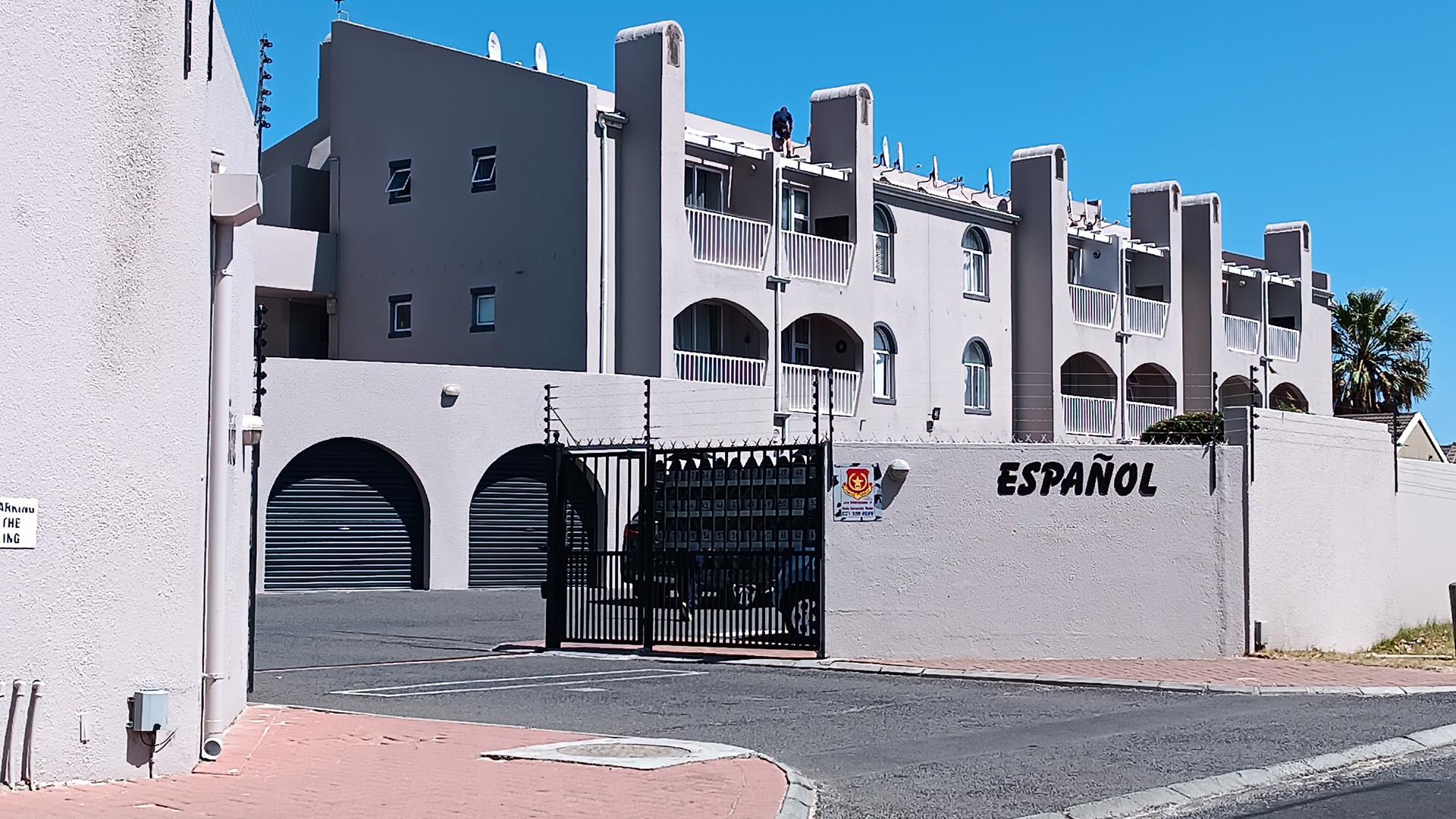 Front View of property in Blouberg Sands