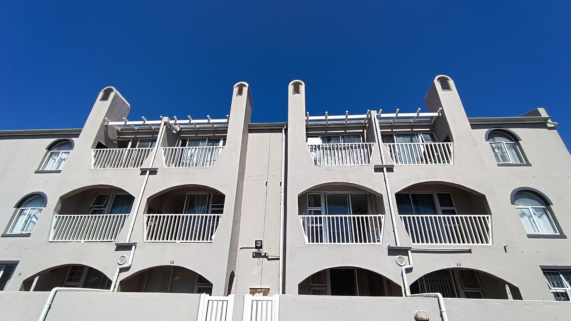 Front View of property in Blouberg Sands