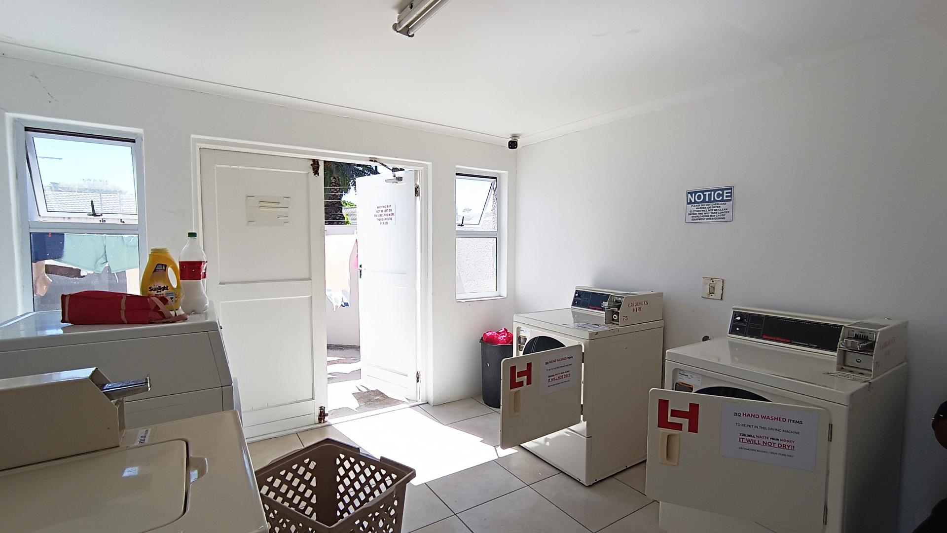 Laundry Room  of property in Blouberg Sands