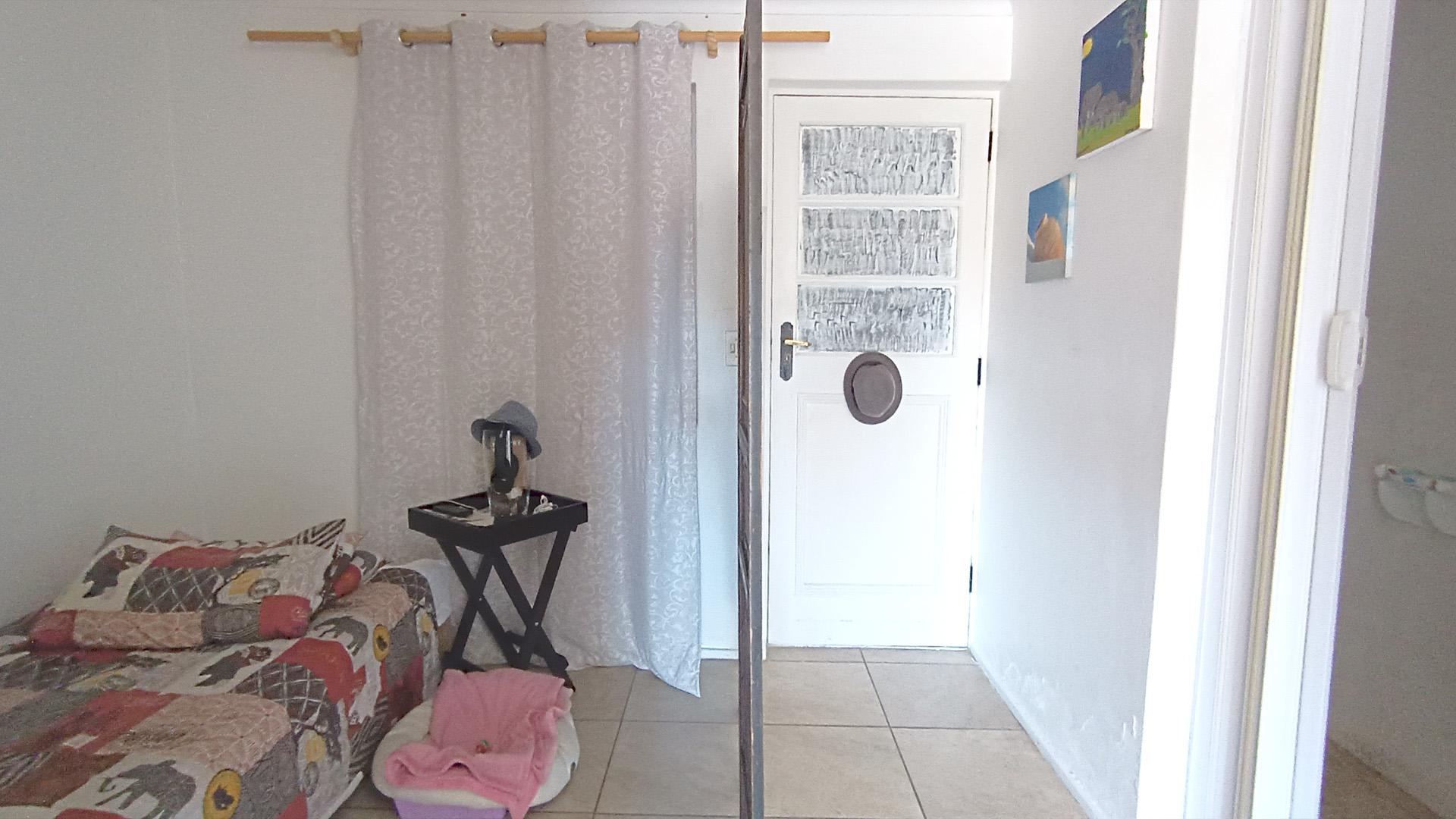 Bed Room 1 - 10 square meters of property in Blouberg Sands