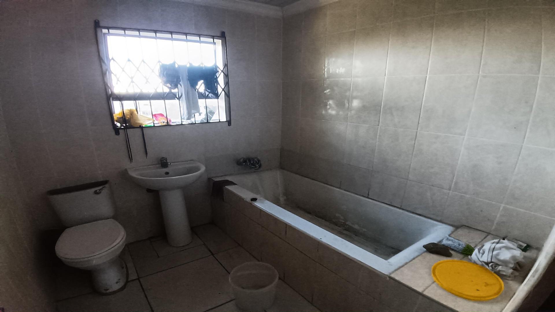 Bathroom 1 of property in East London