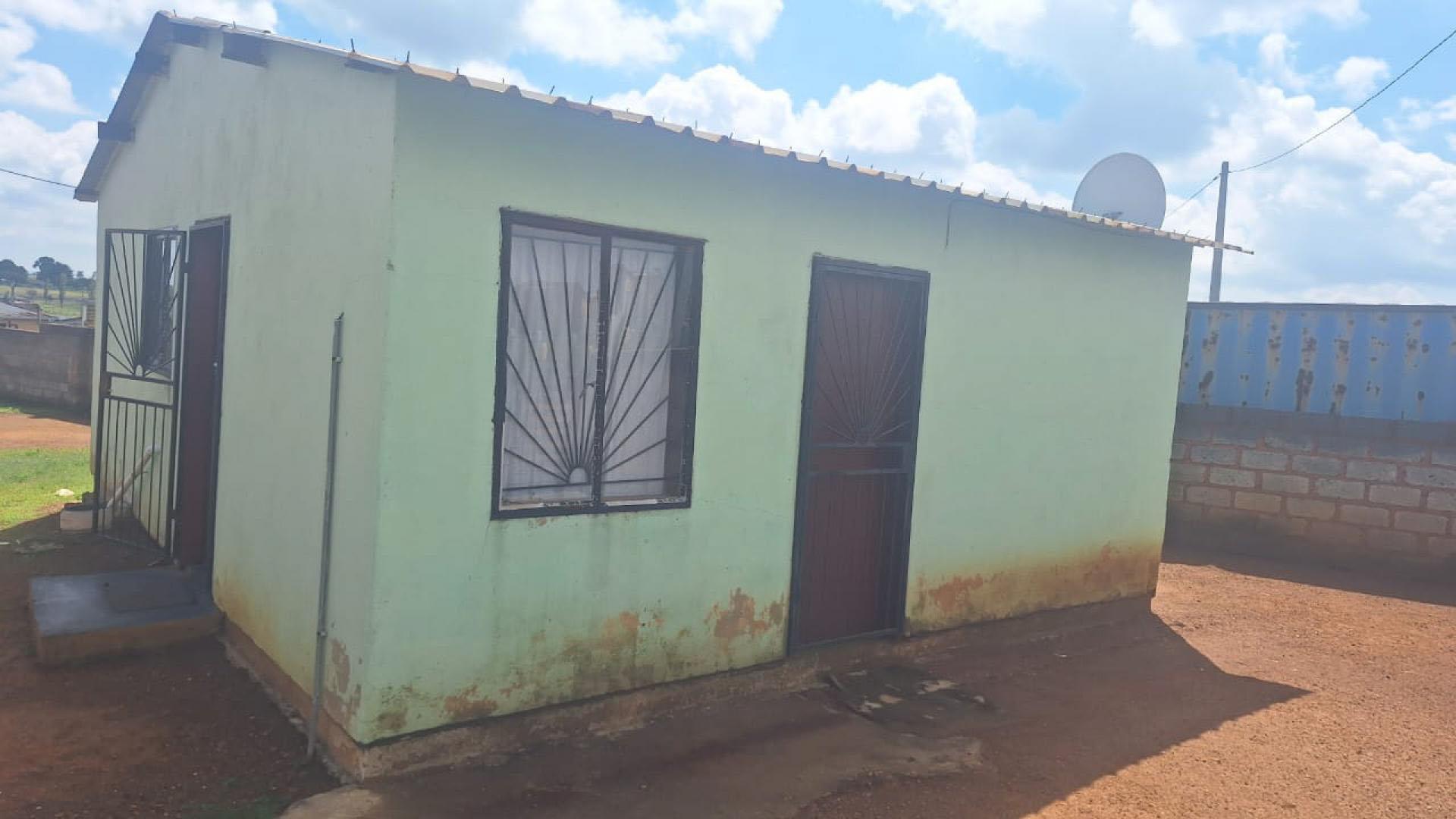 Front View of property in Geluksdal