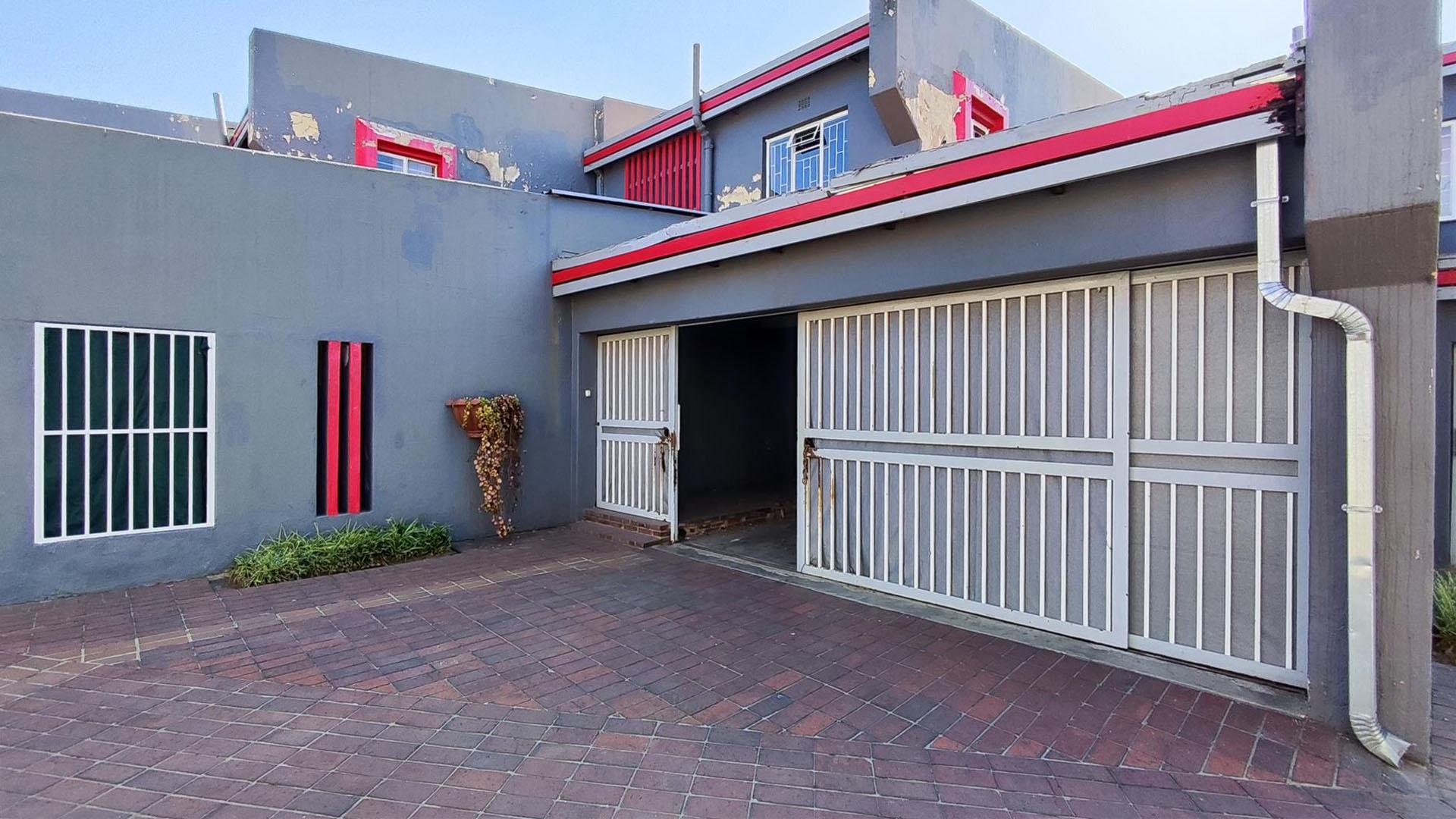 Front View of property in Benoni