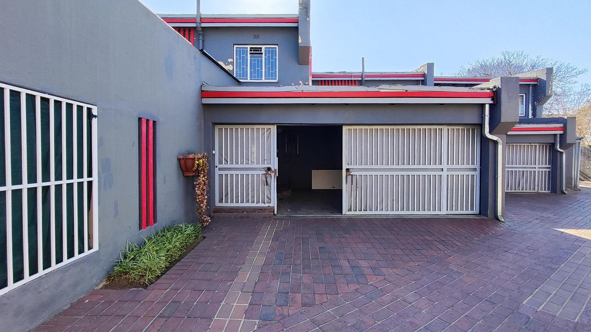 Front View of property in Benoni