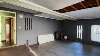 Garage - 30 square meters of property in Benoni