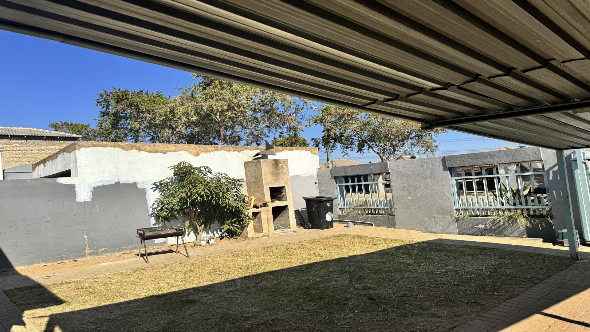 Backyard of property in Riverside View