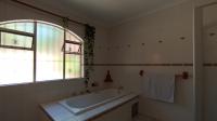 Bathroom 2 - 12 square meters of property in Jukskei Park