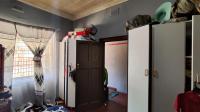 Bed Room 1 - 16 square meters of property in Geduld