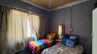 Bed Room 2 - 15 square meters of property in Geduld