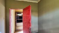Flatlet - 59 square meters of property in Geduld