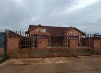 Front View of property in Toekomsrus