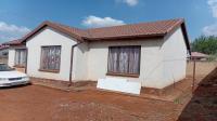 Front View of property in Dawn Park
