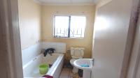 Bathroom 1 of property in Dawn Park