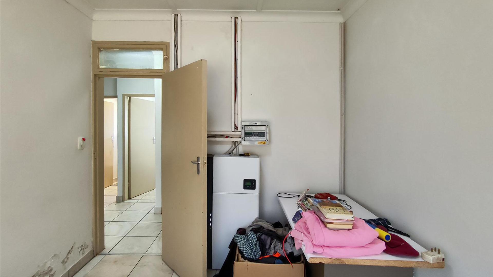 Bed Room 1 - 10 square meters of property in Three Rivers