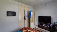 Bed Room 2 - 16 square meters of property in Three Rivers