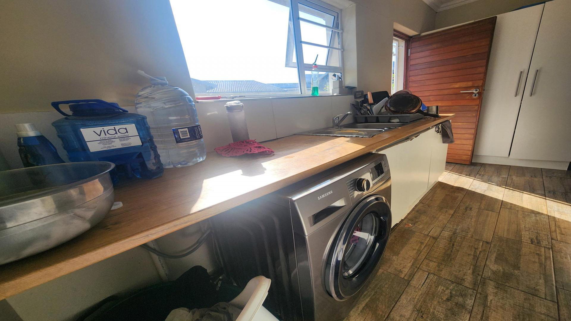 Scullery of property in Fountains Estate