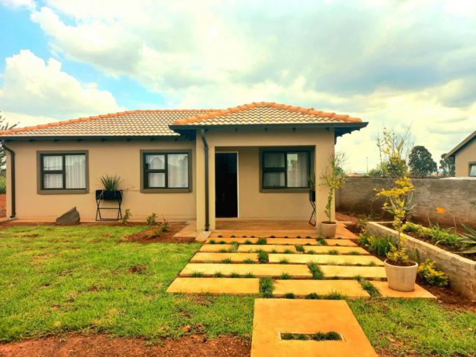 3 Bedroom House for Sale For Sale in Vosloorus - MR619746