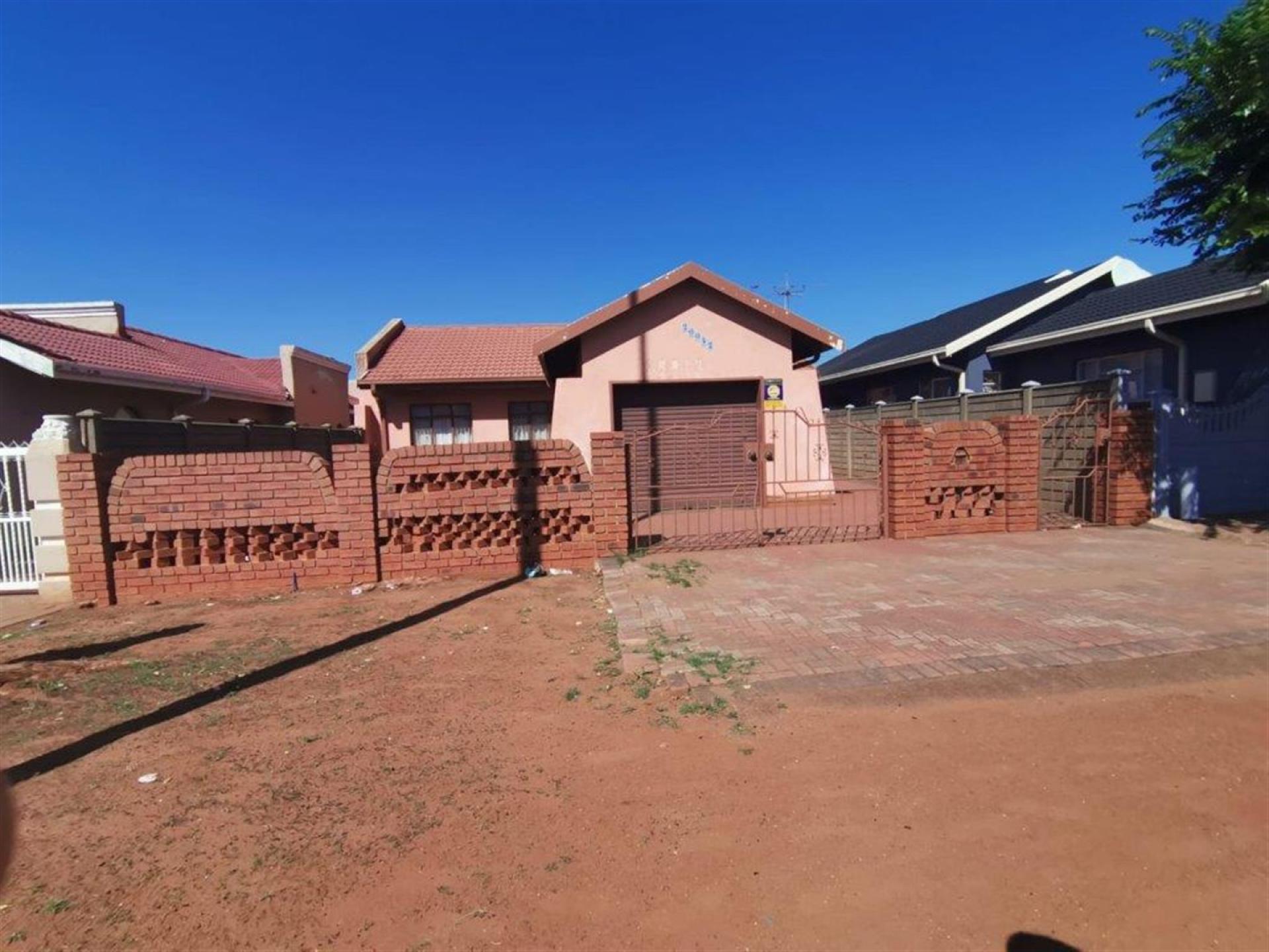 Front View of property in Sebokeng