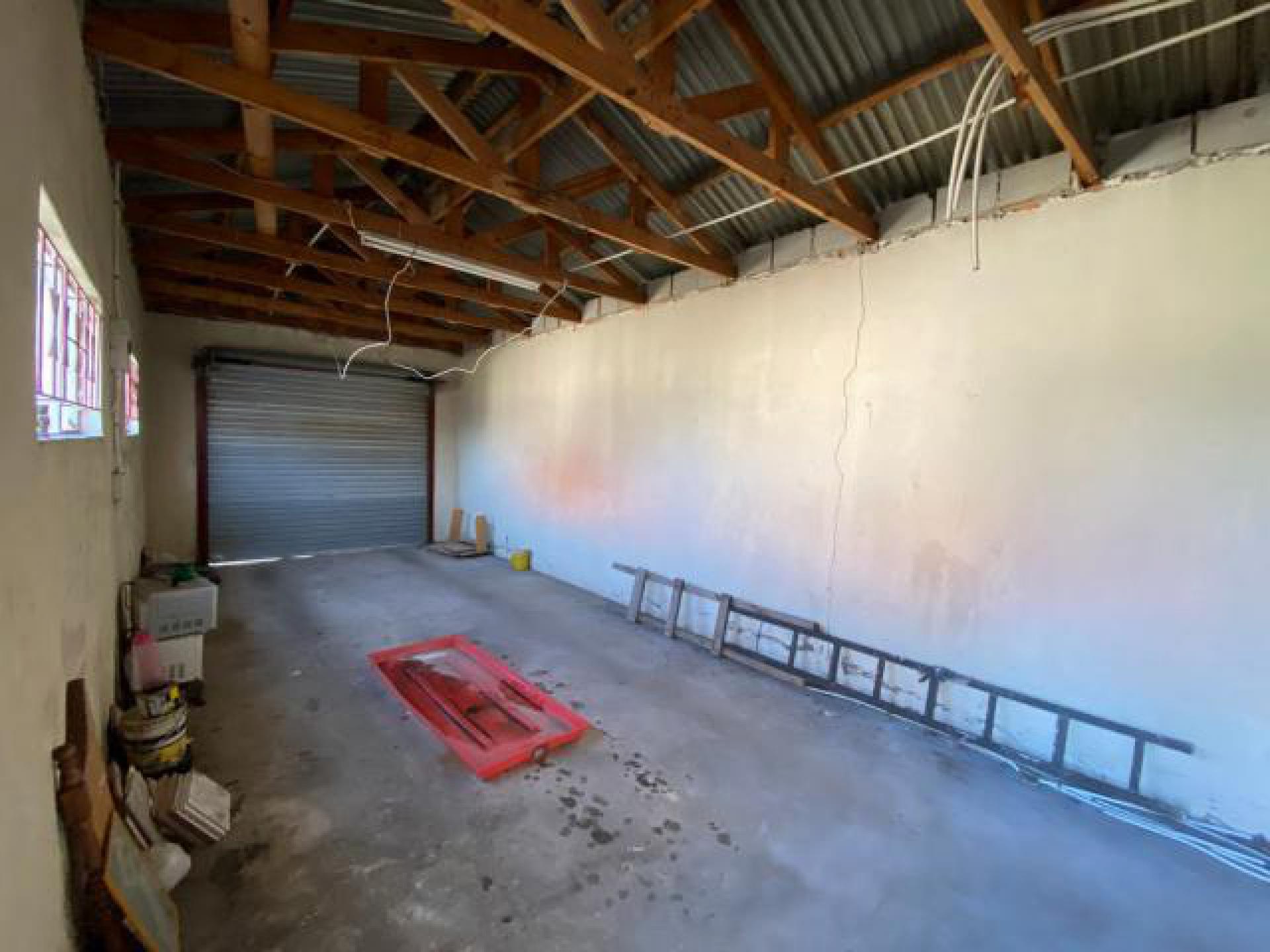 Rooms of property in Ladysmith