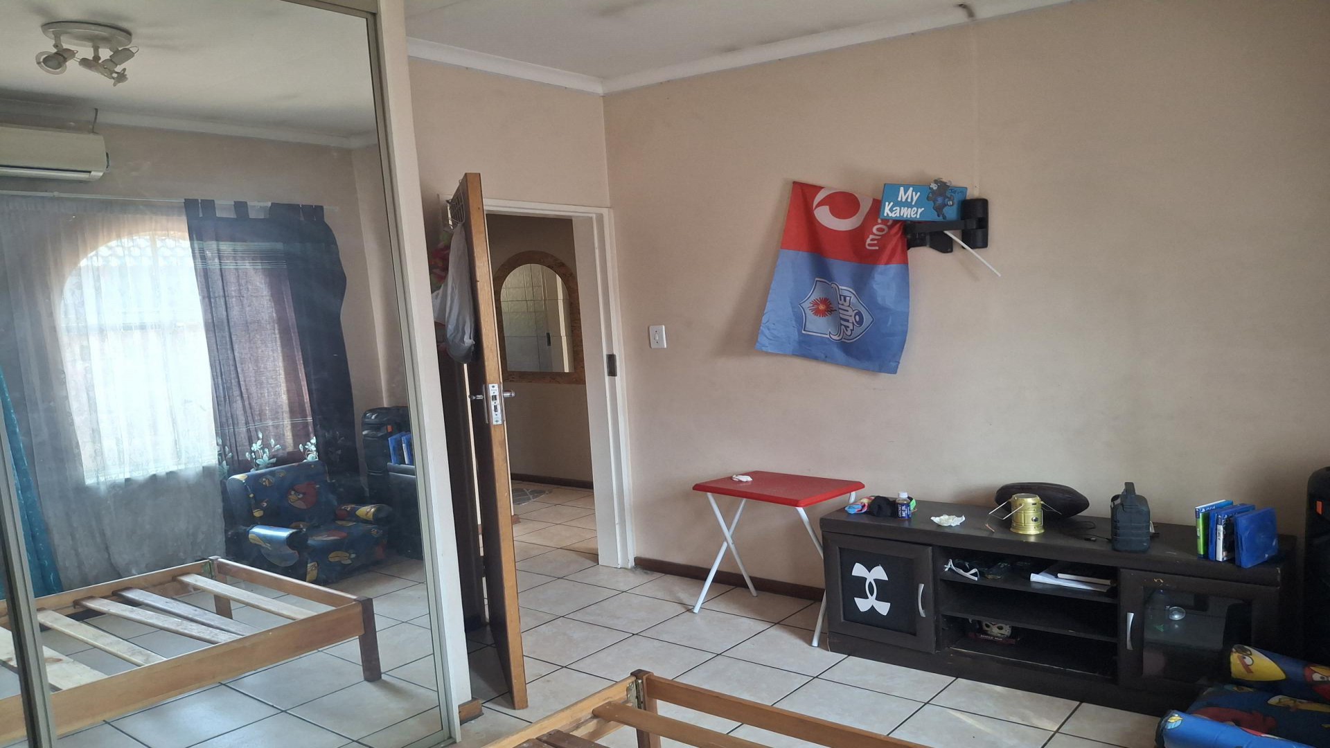 Bed Room 1 of property in Daspoort