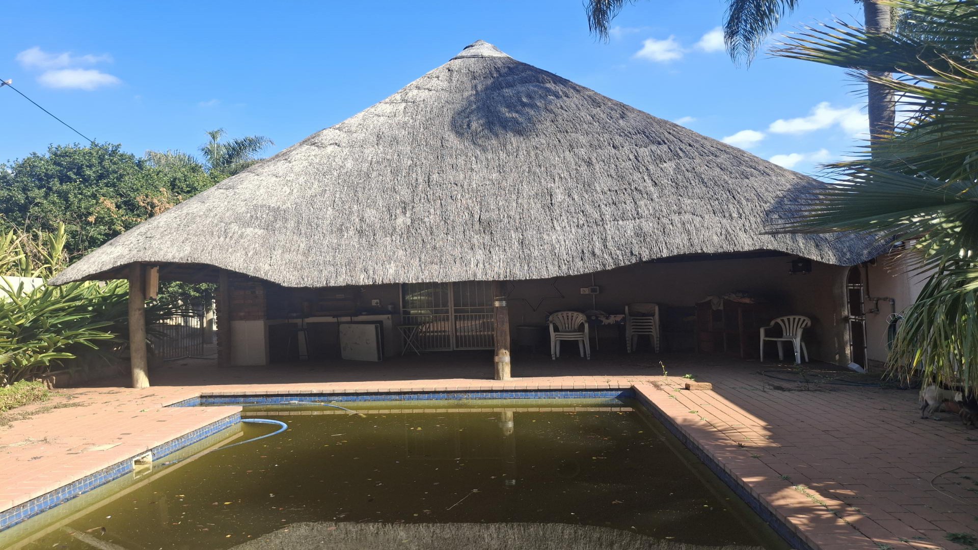 Swimming Pool of property in Daspoort