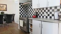 Kitchen - 22 square meters of property in Blairgowrie