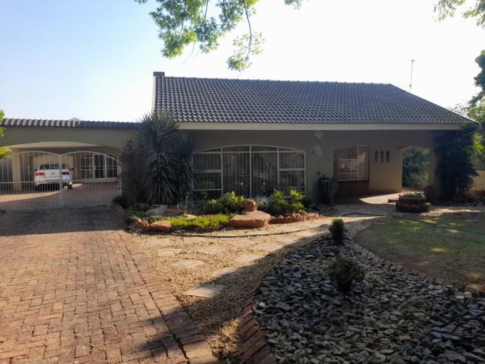 4 Bedroom House for Sale For Sale in Nigel - MR619903