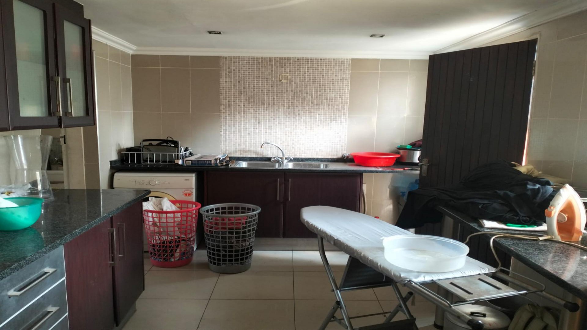 Kitchen - 21 square meters of property in Florida Hills