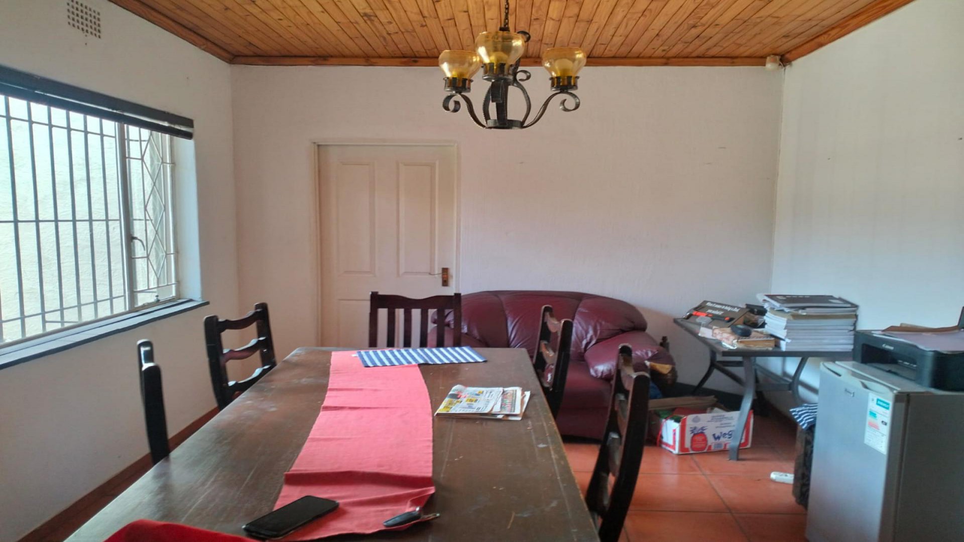 Dining Room - 16 square meters of property in Florida Hills