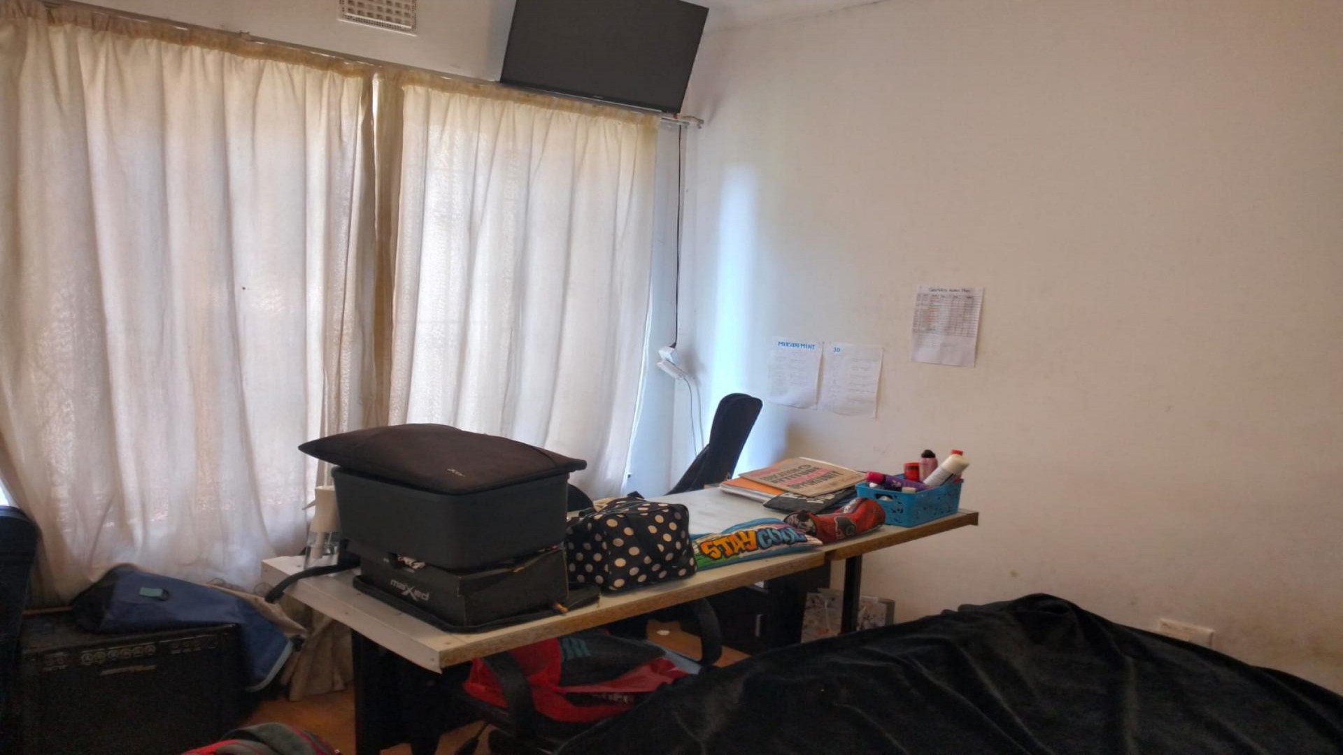 Bed Room 3 - 23 square meters of property in Florida Hills