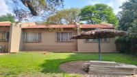 Spaces - 102 square meters of property in Florida Hills
