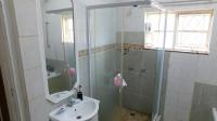 Bathroom 1 - 16 square meters of property in Wentworth 