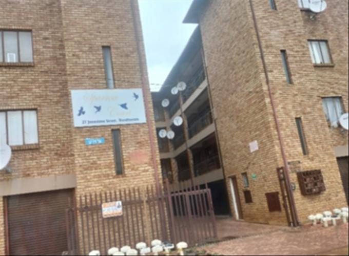 Standard Bank SIE Sale In Execution 2 Bedroom Sectional Title for Sale in Randfontein - MR620038