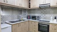 Kitchen - 8 square meters of property in Mount Edgecombe 