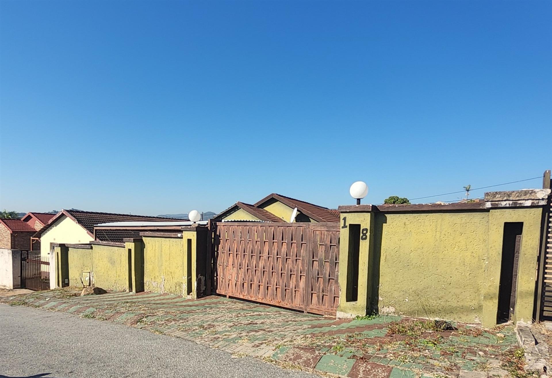 Front View of property in Kamagugu