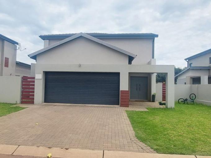 3 Bedroom House for Sale For Sale in Raslouw - MR620199