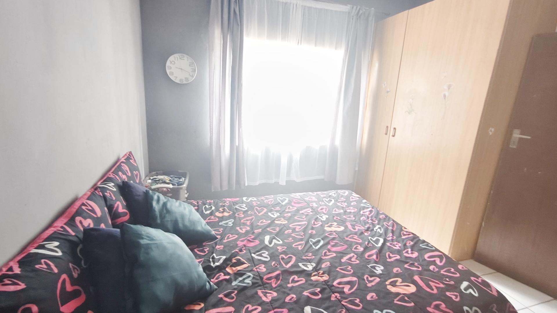 Bed Room 2 of property in Petrusburg