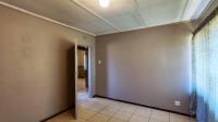 Bed Room 3 - 15 square meters of property in Vanderbijlpark