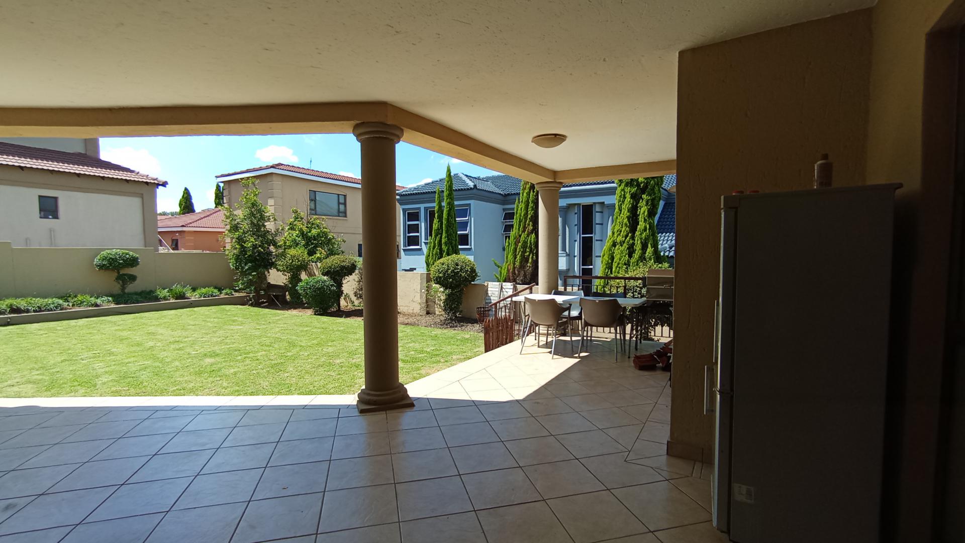 Patio - 50 square meters of property in Savanna Hills Estate