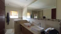 Main Bathroom - 13 square meters of property in Savanna Hills Estate